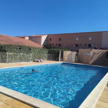 Les Pieds Dans L'eau Aux Mers Du Sud - Les Ayguades Hébergement de vacances *